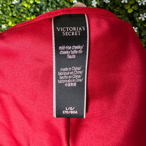 Victoria’s Secret set - Robe & Nightie size L - Picture 5 of 6
